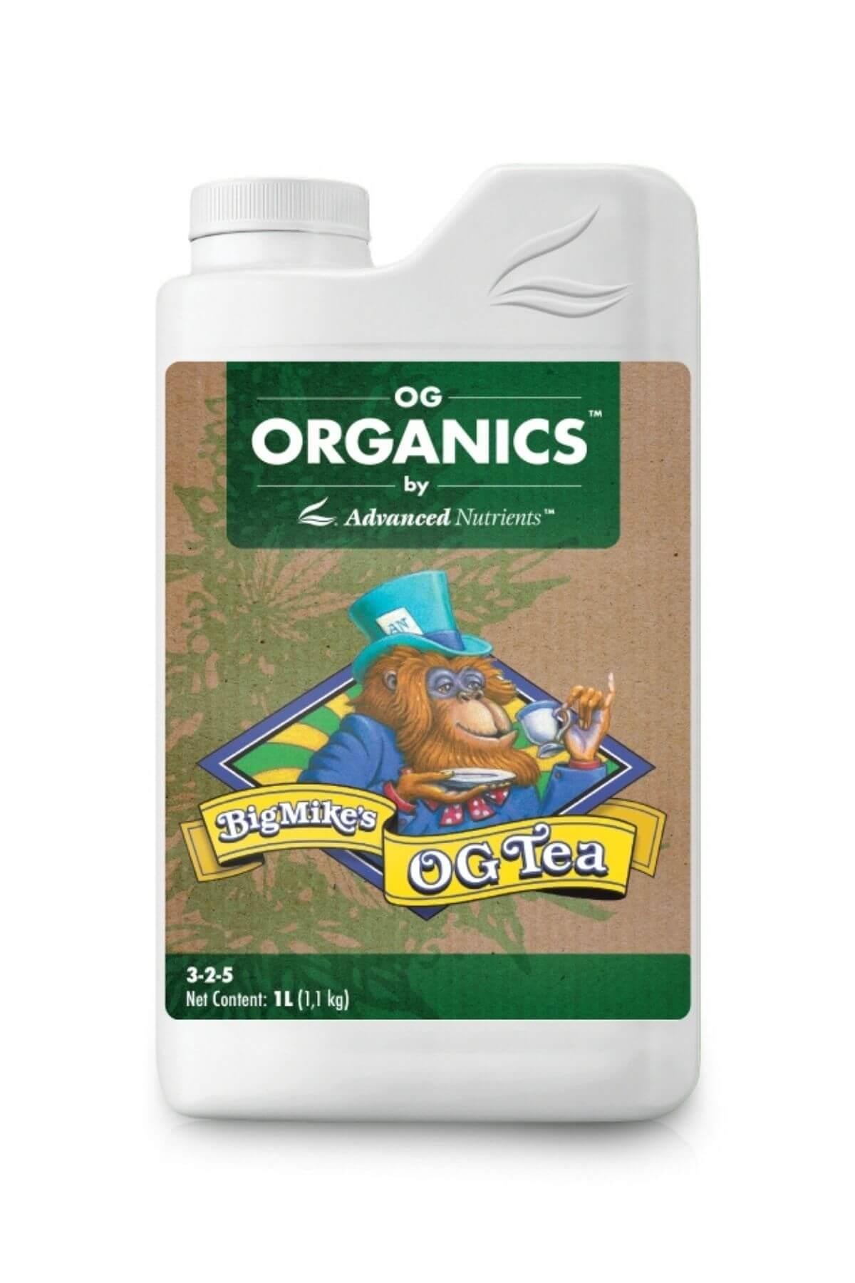 BigMike's OG Tea 1 litre beyaz şişe – kahverengi yeşil etiket, OG Organics bandı ve çay içen figür çizimi