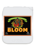 pH Perfect Bloom 5 litre beyaz kulplu bidon – siyah etiket, turuncu çerçeve, figürlü çizim, kapaklı