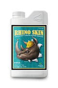 Rhino Skin 1 litre beyaz şişe – turkuaz etiket, sarı baretli gergedan çizimi, 0-0-0.4 yazılı ön yüz