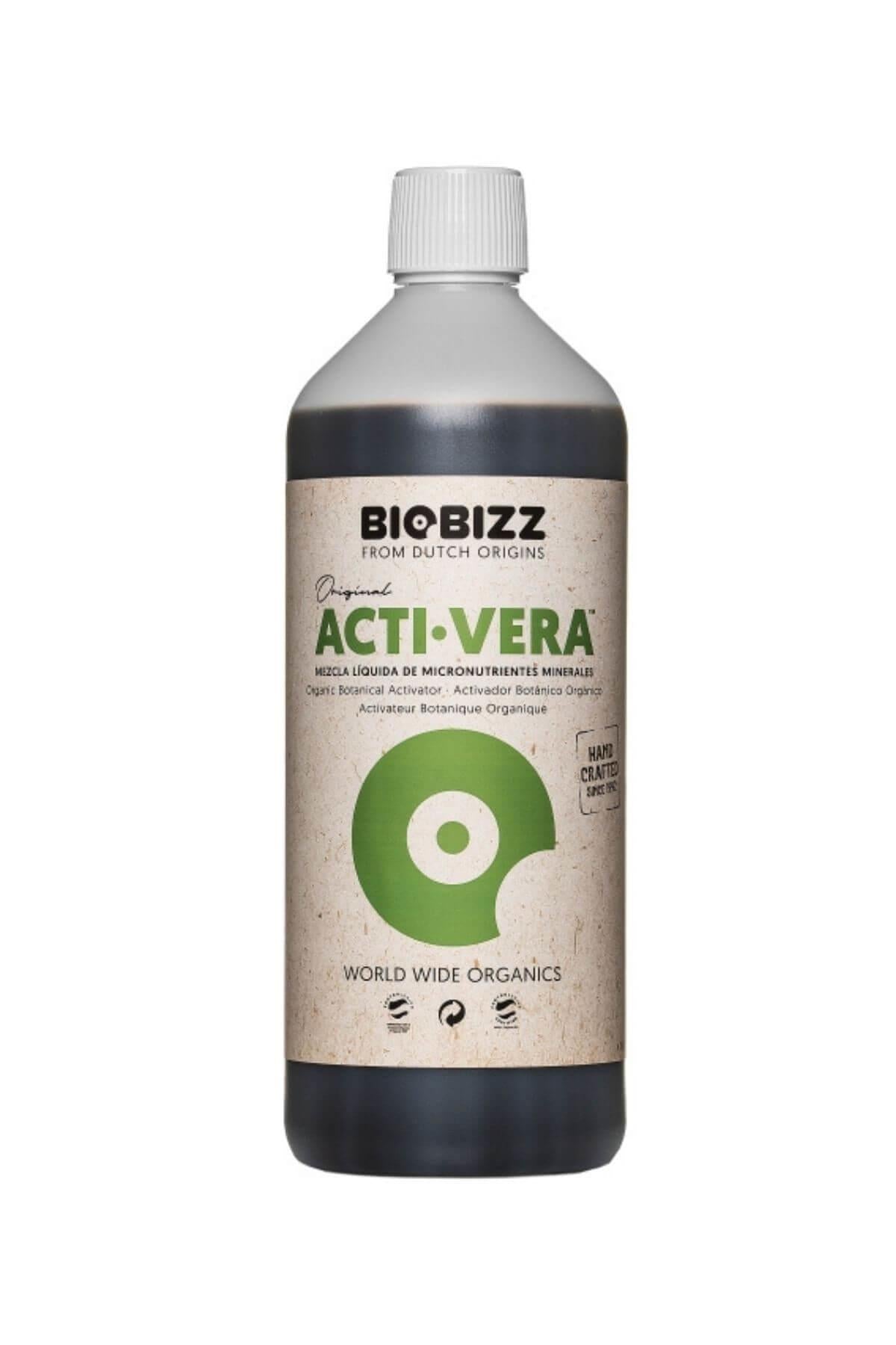 Acti Vera 1 litre koyu renkli şişe – bej kraft etiket, yeşil yaprak diski, siyah Biobizz logolu üst kısım
