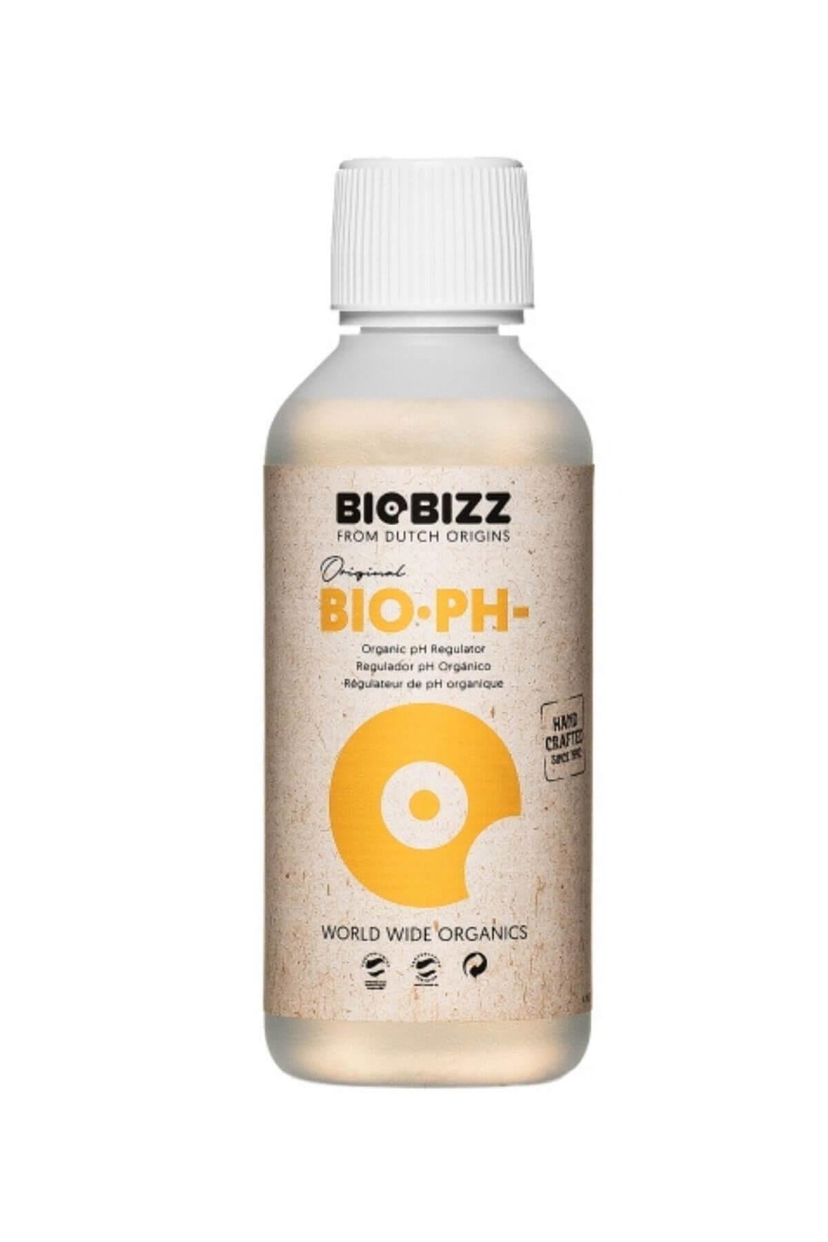Bio pH Down 250 ml şeffaf şişe – bej kraft etiket, sarı turuncu daire simgesi, beyaz vidalı kapak