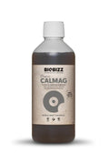 Calmag 500 ml koyu kahve şişe – bej etiket, gri daire simgesi, World Wide Organics yazılı alt bant