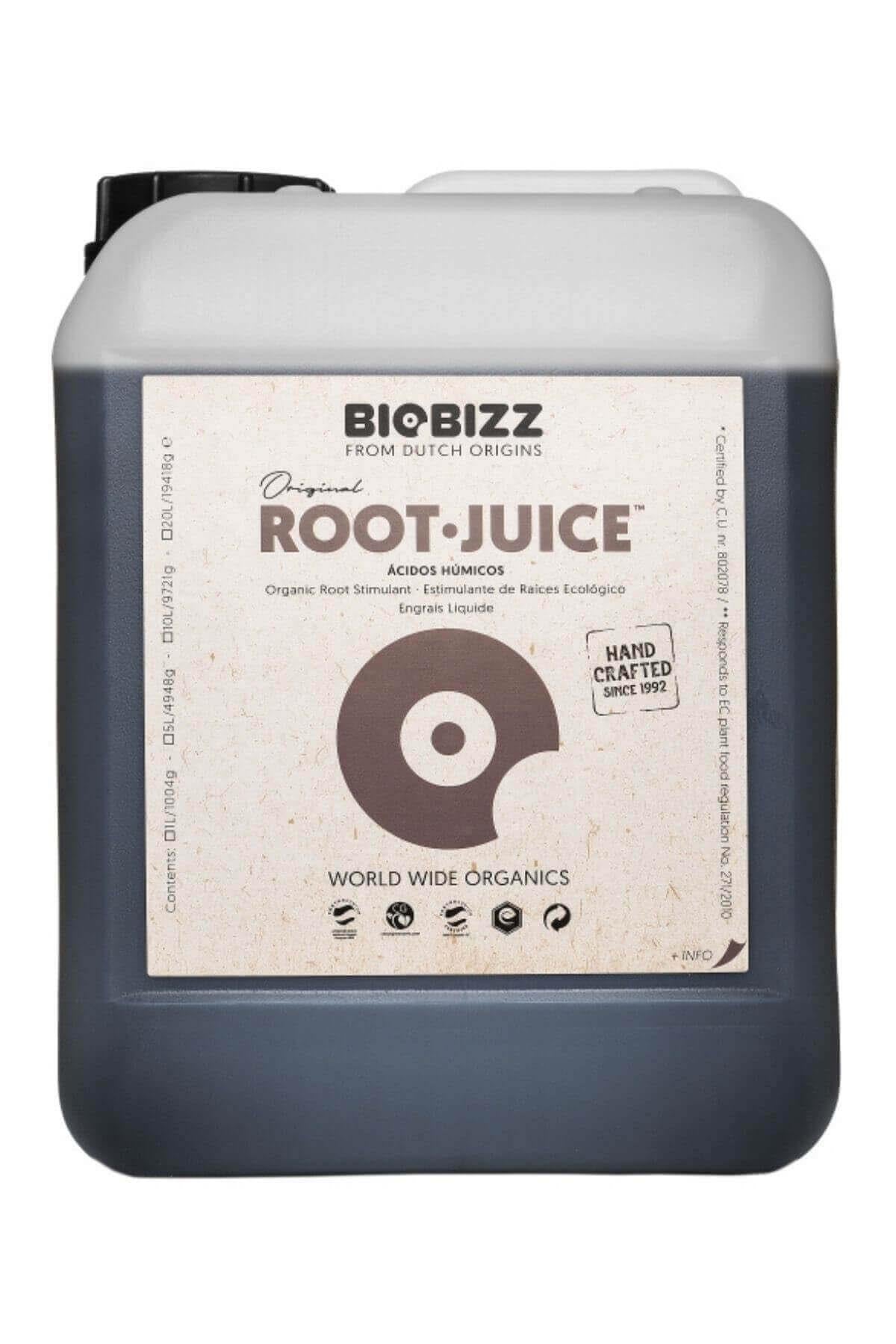 Root Juice 5 litre koyu renkli bidon – bej etiket, kahverengi daire simgesi, beyaz geniş kapak, kulplu
