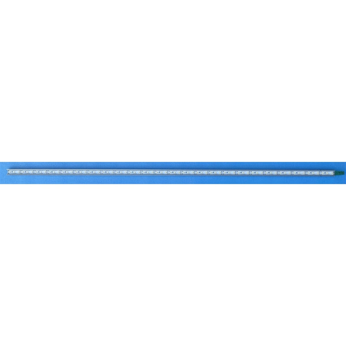 1 Metrelik 6500 K Beyaz Işıklı Raf LED Barı – 12 V DC, 32 W, Samsung 2835, Alüminyum