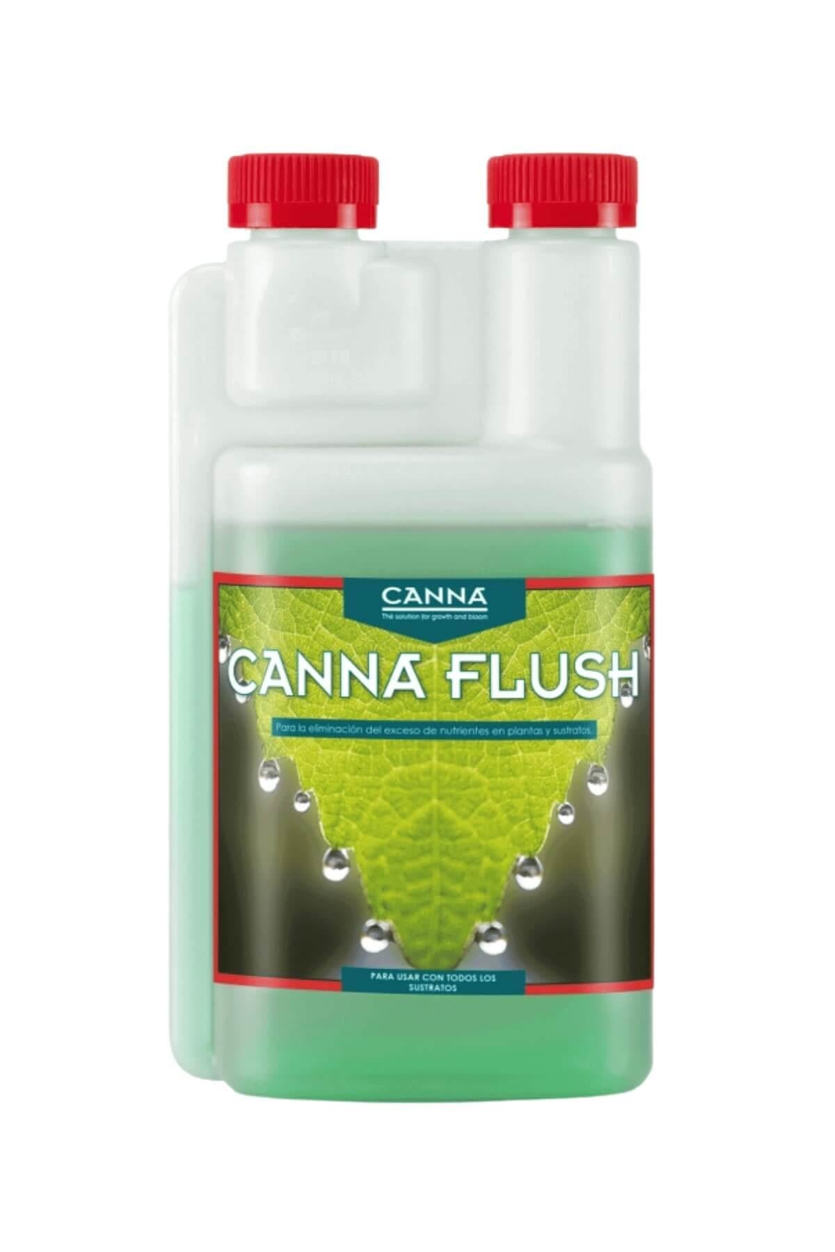 Canna Flush 1 litre şeffaf şişe – yeşil etiket, su damlalı yaprak görseli, kırmızı kapaklar, dozaj hazneli