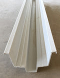 Topraksız Çilek Üretimi İçin 2 Metre PVC Kanal – Cocopeat Torbası Taşıyıcı