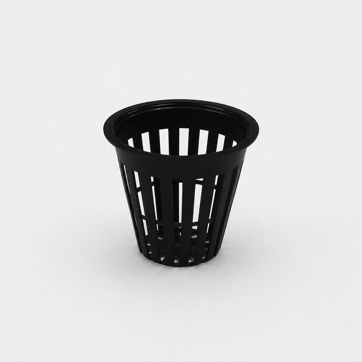 Izgara Gövdeli Siyah Net Pot Saksı – 48, 50, 55 ve 80 mm Boylar, Paketli