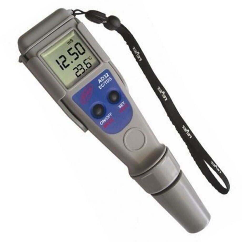 Adwa AD32 kalem tip EC ölçer – ekranında 12.50 mS/cm ve 23,5 °C değerleri görünen gri gövdeli ölçer