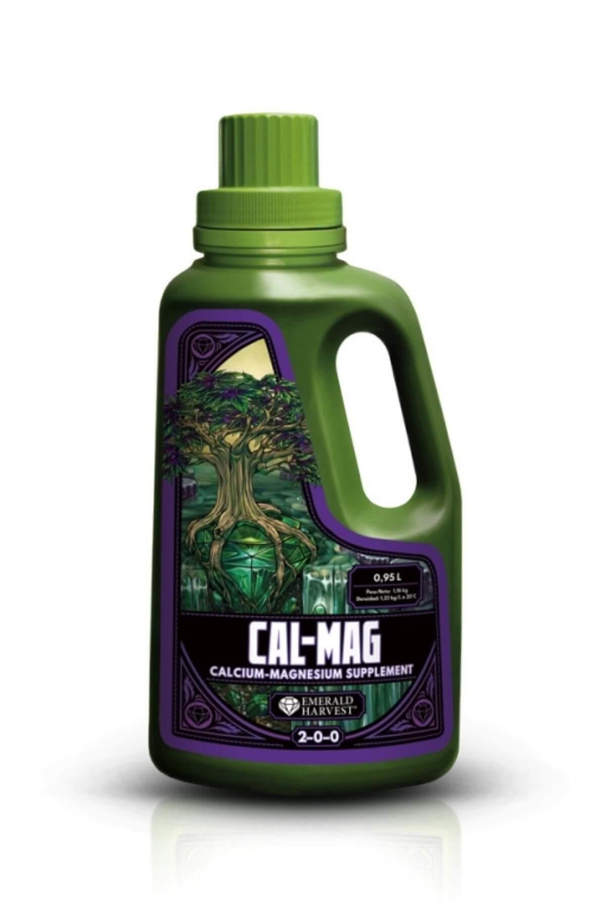 Emerald Harvest Cal-Mag 950 ml – koyu yeşil kulplu şişe, mor çerçeveli orman görselli etiket ve CAL-MAG yazısı
