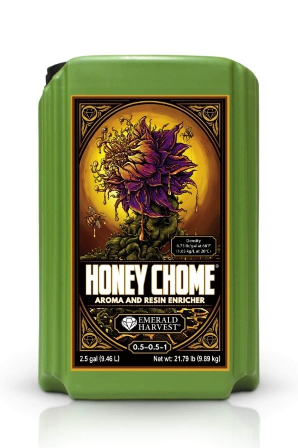 Emerald Harvest Honey Chome 3,79 litre – koyu yeşil kulplu şişe, altın sarısı çerçeveli etiket ve HONEY CHOME yazısı