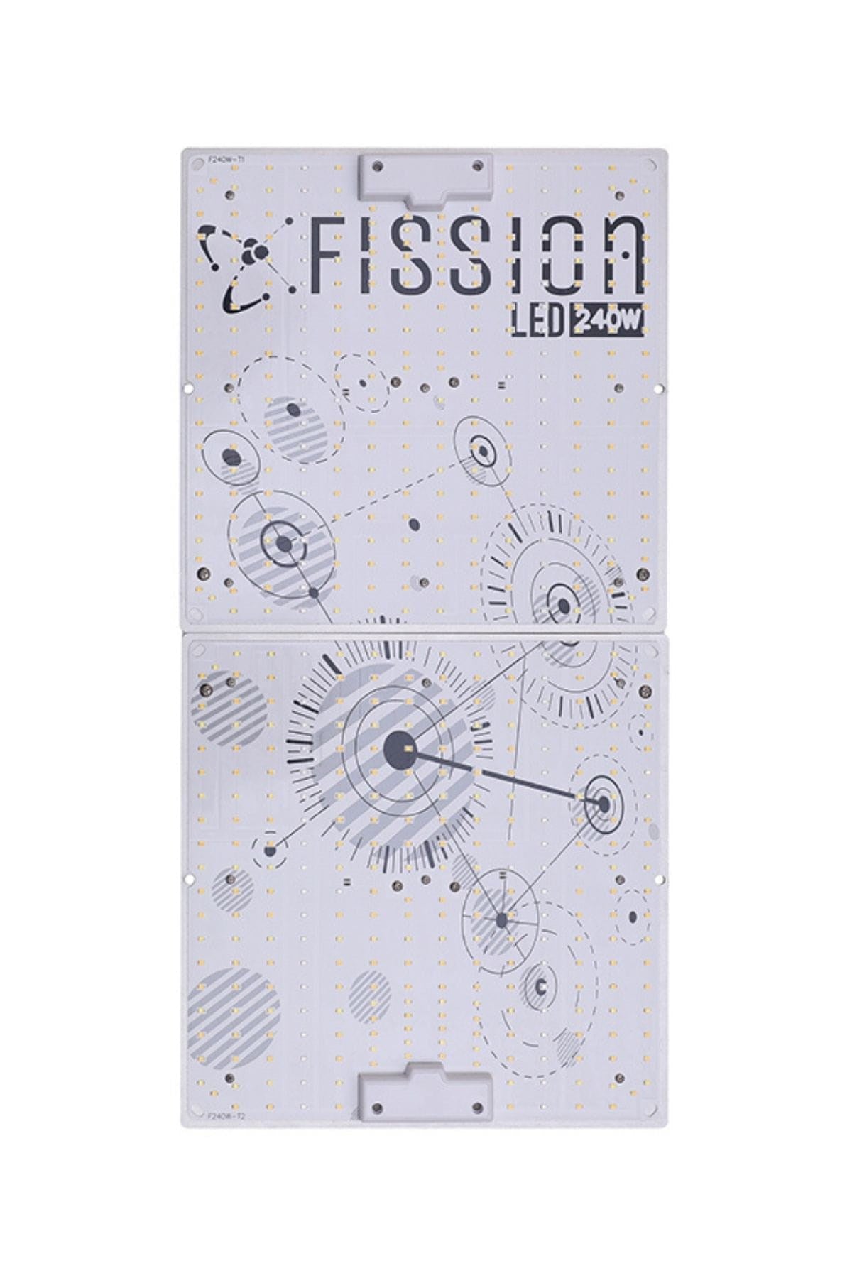 Fission LED 240W Quantum Board – beyaz baskılı alüminyum panel, yüzeyde sıralı LED diyotlar ve Fission logosu