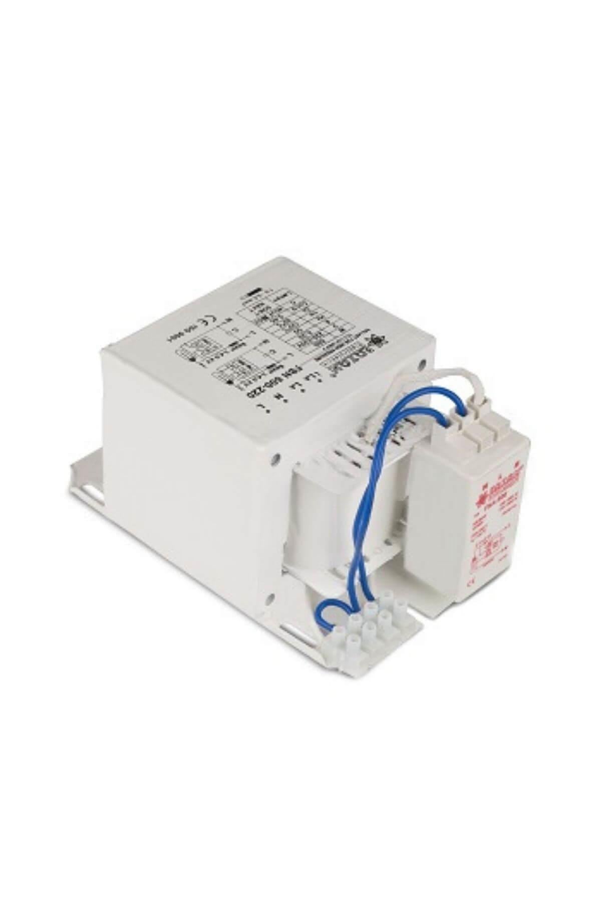 Foton 600 W balast kiti – metal kasalı balast ünitesi, taşıma kulpu ve bağlantı kablosu detayı