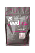 GHF Calcium 1 kg koyu gri folyo poşet – pembe molekül desenli tasarım, Calcium yazısı ve kilitli ağız