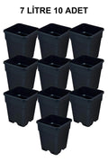 Grow Wizard 7 litre plastik kare saksı 10 adet – on adet siyah kare saksının istiflenmiş görünümü
