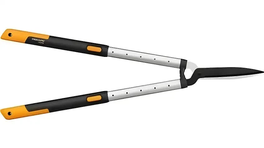 Fiskars HS86 Teleskopik Çit Budama Makası | SmartFit™ Uzatılabilir Saplı Makas (68–93 cm)