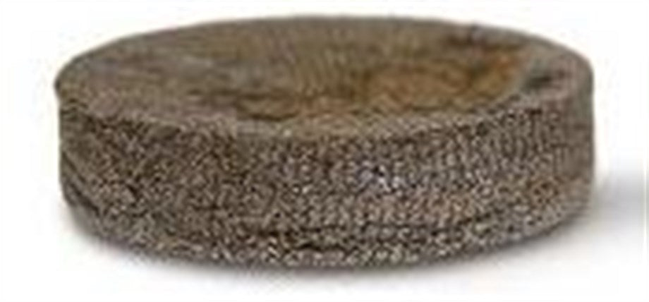 Jiffy-7 41 mm torf tableti – kalın kahverengi torf disk, kenarları file ağla sarılı, üstünde tohum yuvası