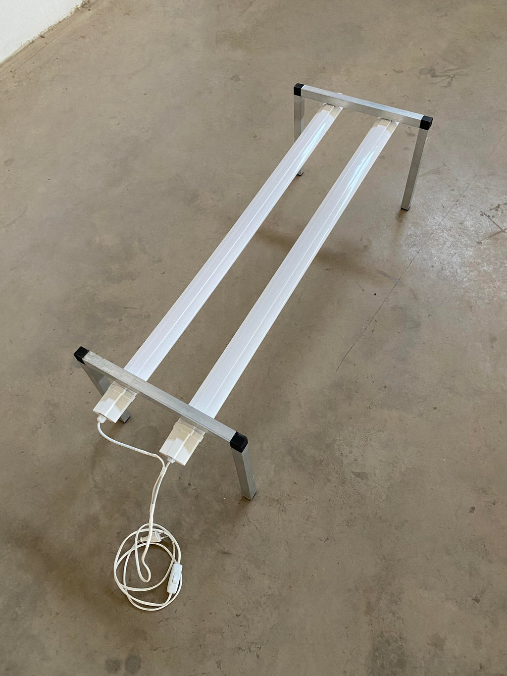 İki Mini Sera İçin Köprü Tipi LED Standı – Alüminyum, 2 × 40 W 6500K, 120 cm