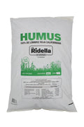 Ridella solucan gübresi 10 kg – büyük torba ambalaj ve içindeki koyu kahverengi solucan gübresi
