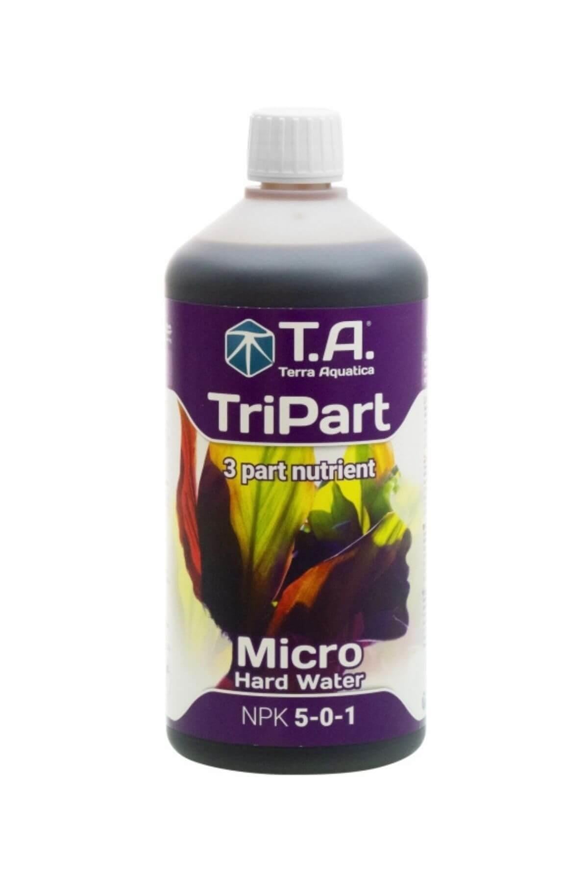 Terra Aquatica TriPart Micro Hard Water 1 litre – koyu renkli sıvı dolu beyaz kapaklı şişe ve Hard Water etiketi